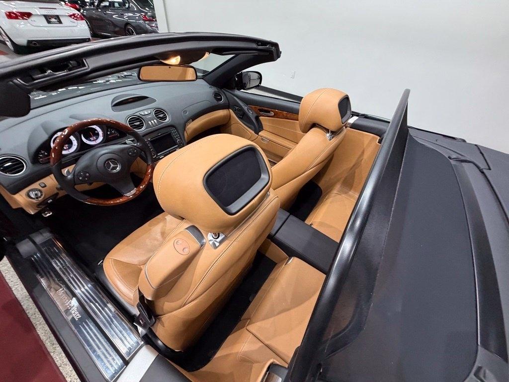 Mercedes-Benz SL-Class photo 32