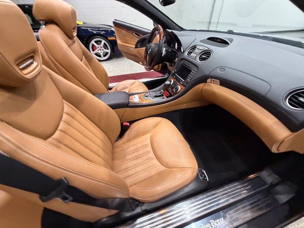 Mercedes-Benz SL-Class photo 41