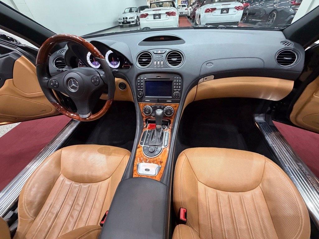 Mercedes-Benz SL-Class photo 43