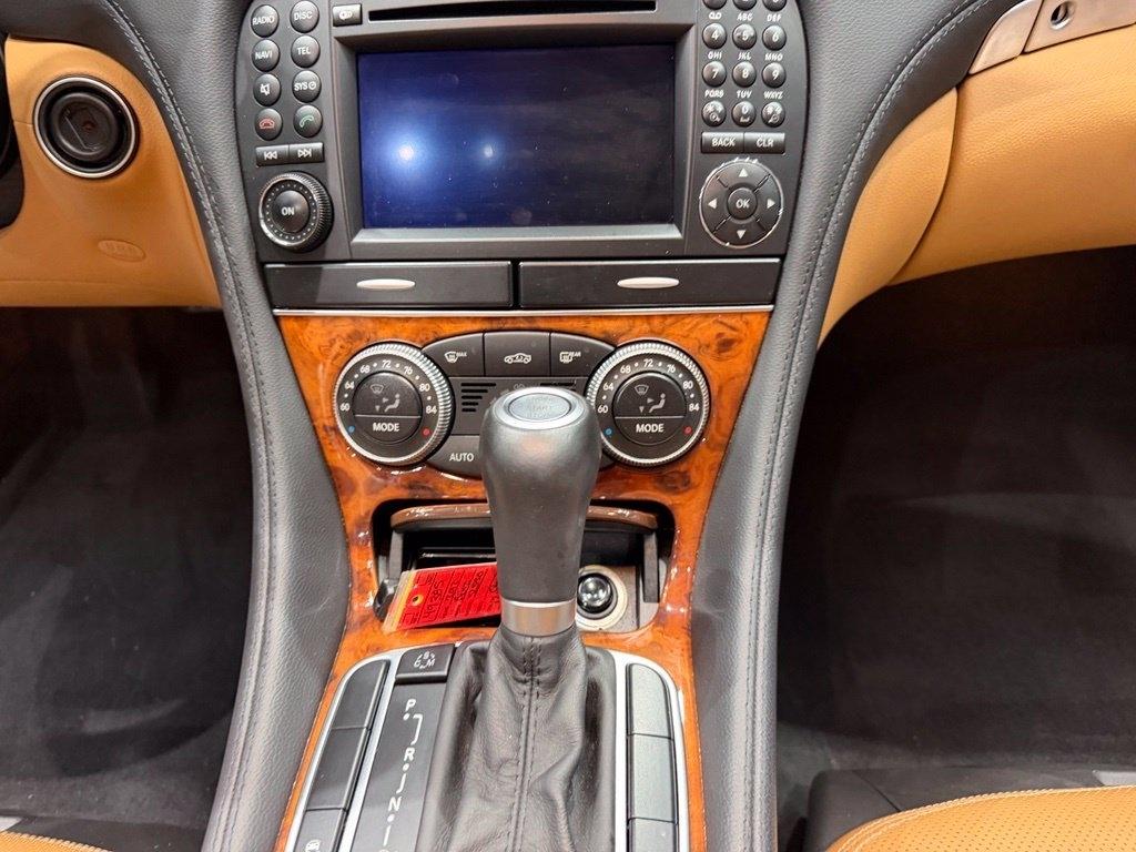 Mercedes-Benz SL-Class photo 48