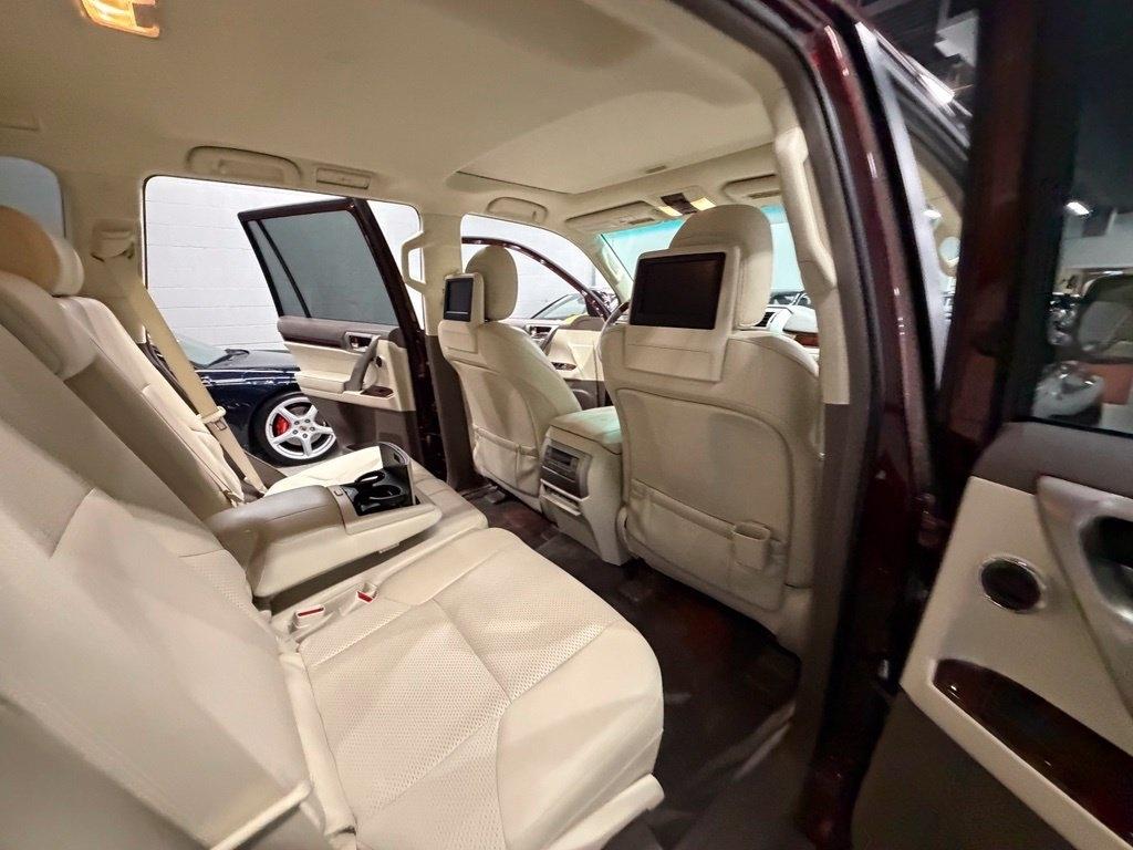 Lexus GX photo 37