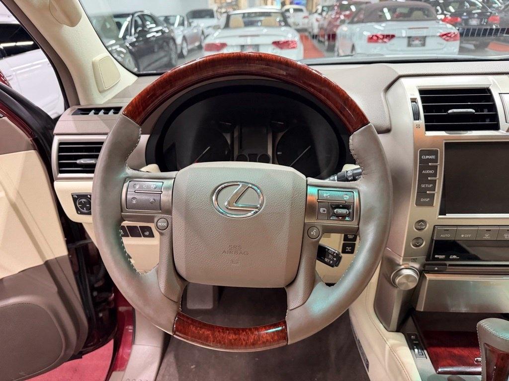 Lexus GX photo 50