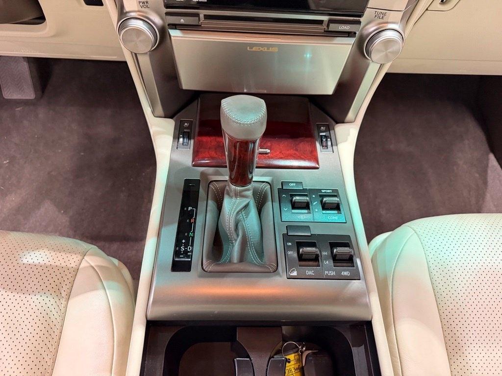 Lexus GX photo 57