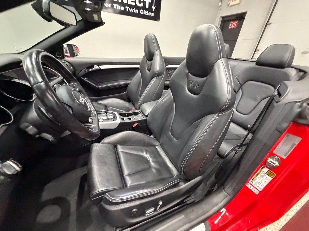 Audi S5 photo 33
