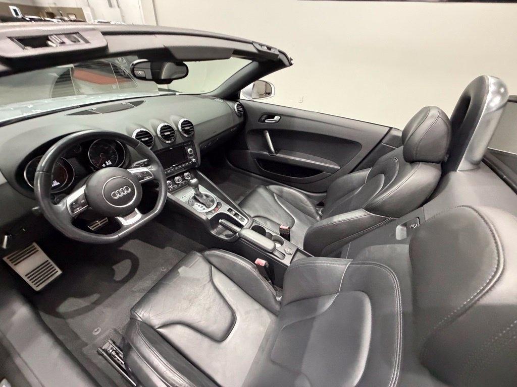 Audi TT photo 32