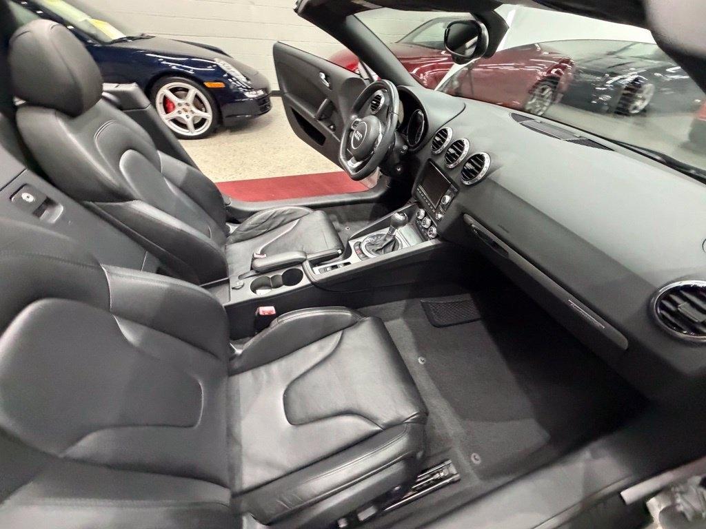 Audi TT photo 34