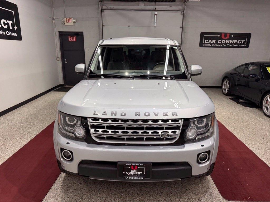 Land Rover LR4 photo 4