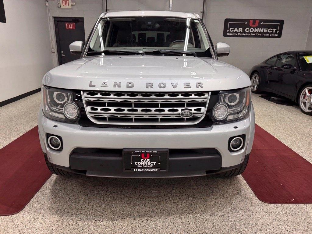Land Rover LR4 photo 5