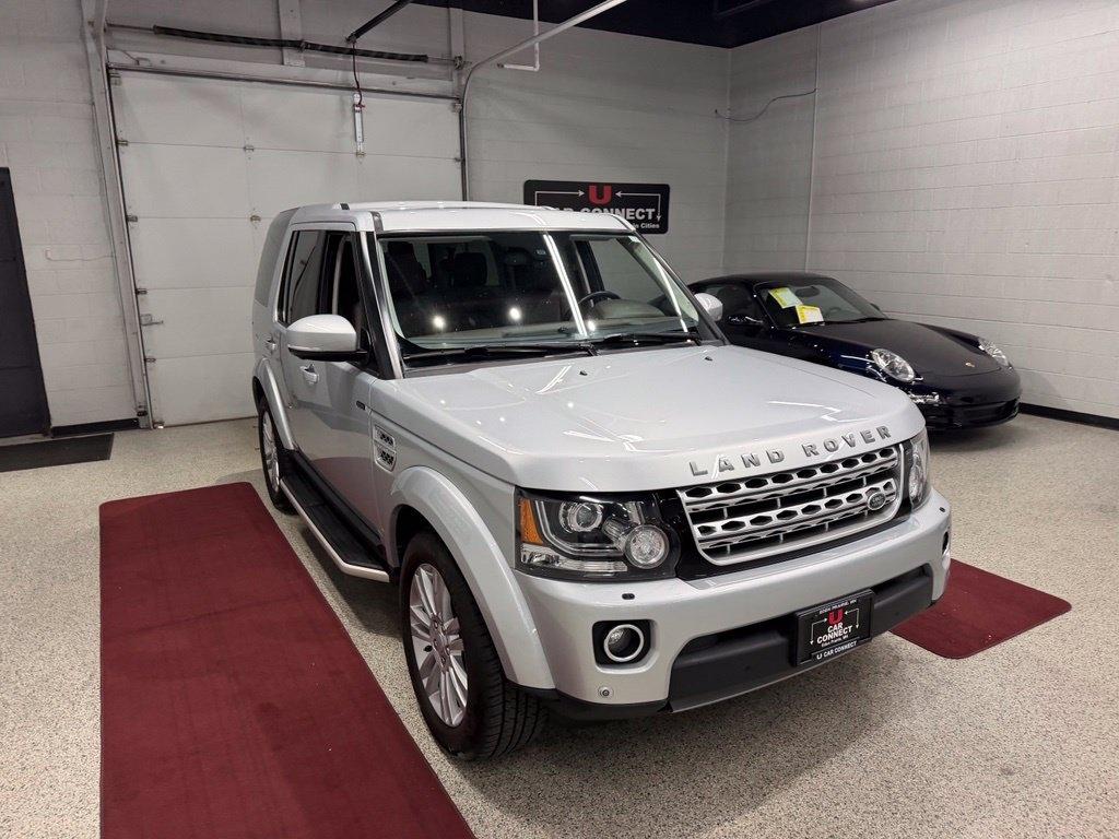 Land Rover LR4 photo 7
