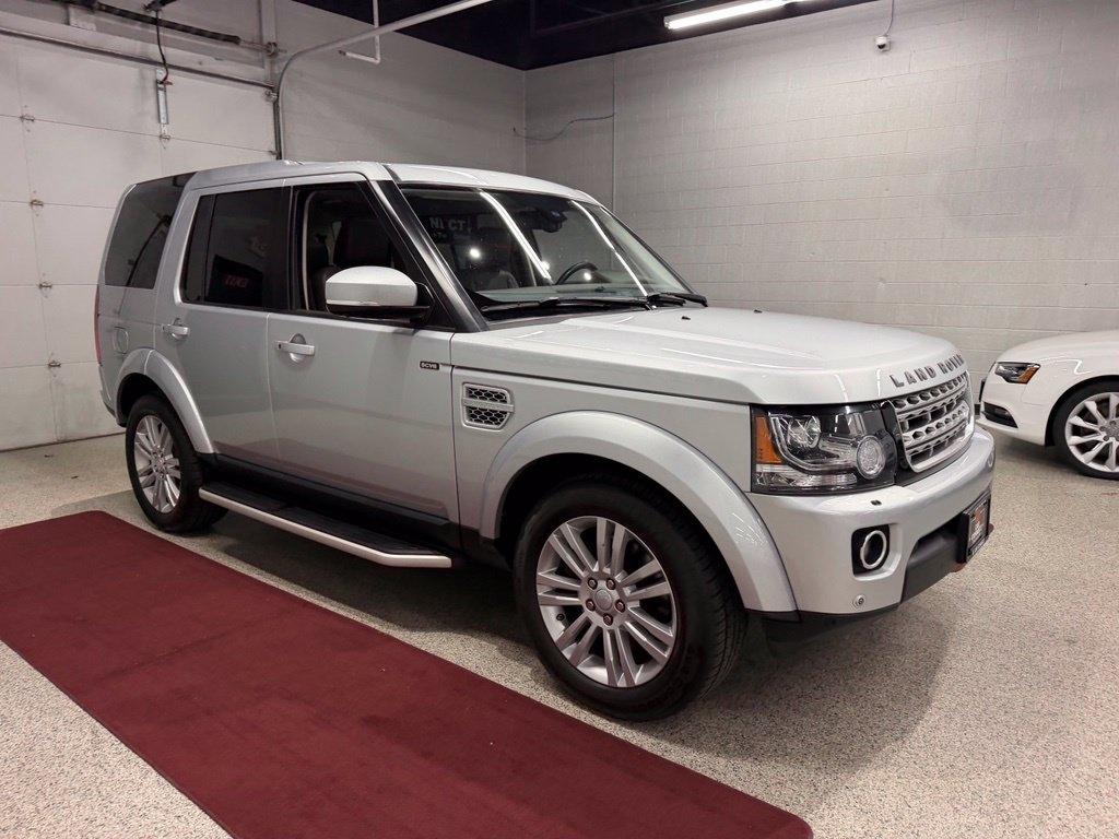 Land Rover LR4 photo 9