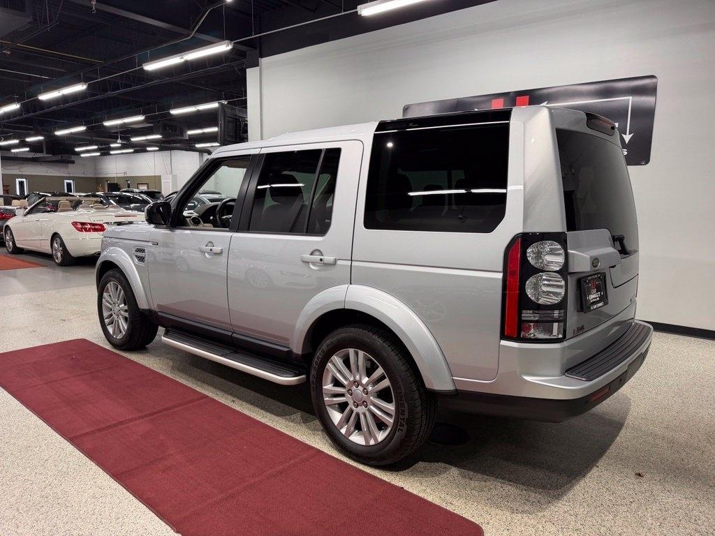 Land Rover LR4 photo 15