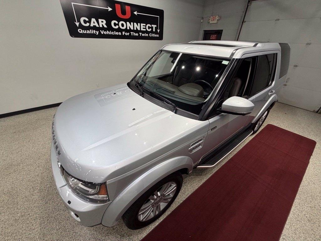Land Rover LR4 photo 17