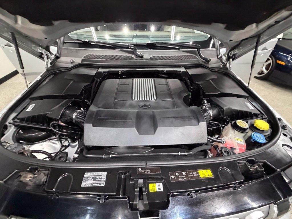 Land Rover LR4 photo 61