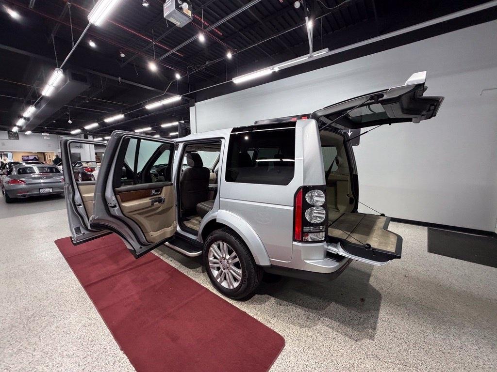 Land Rover LR4 photo 66