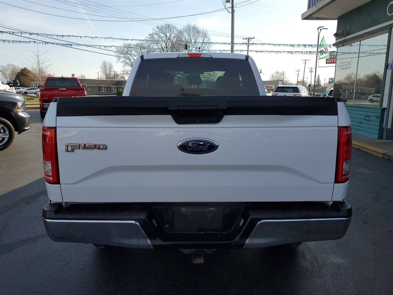 2017 Ford F-150 XLT photo 4