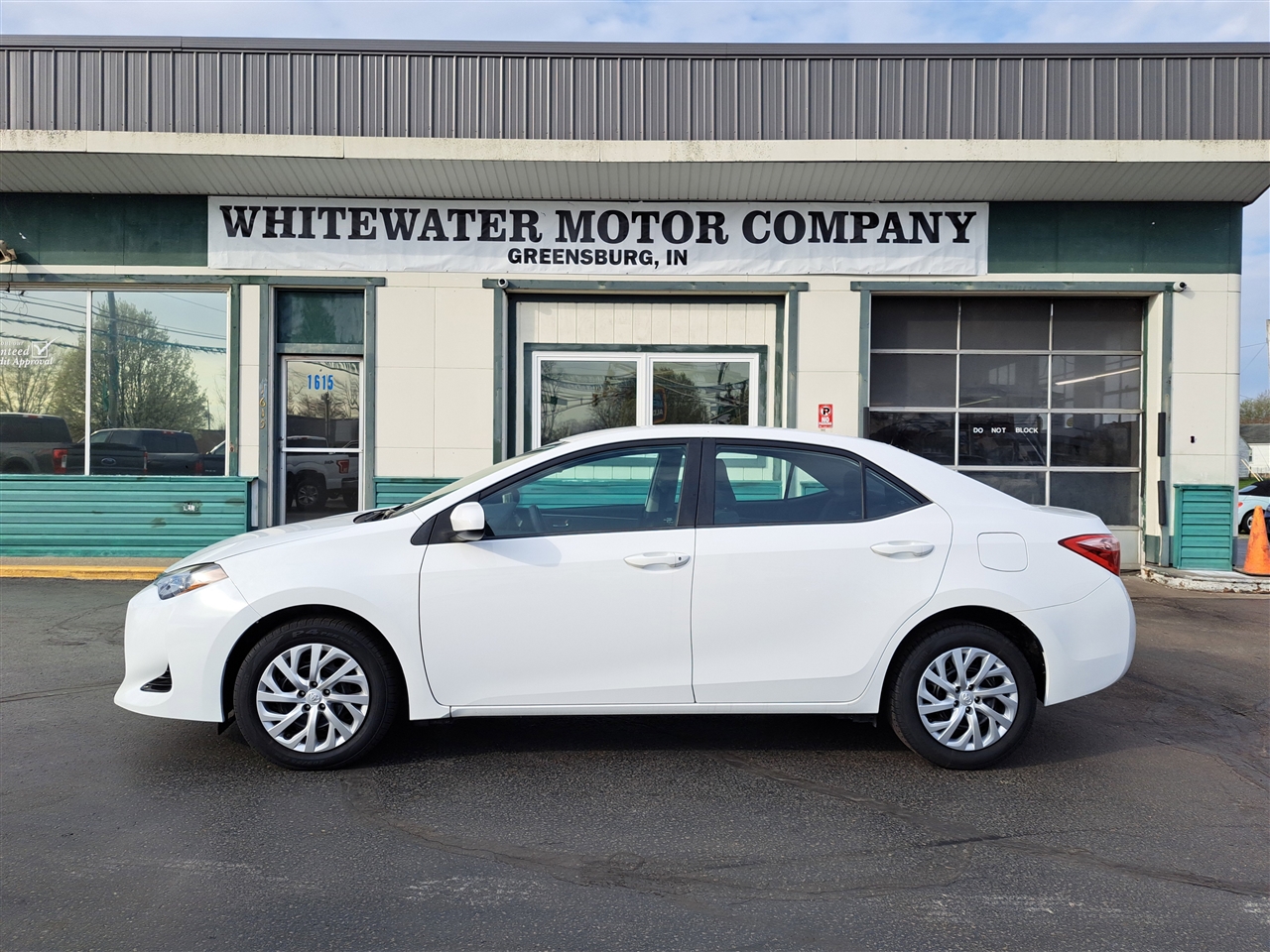 2017 Toyota Corolla XLE XSE Special Edition photo 2