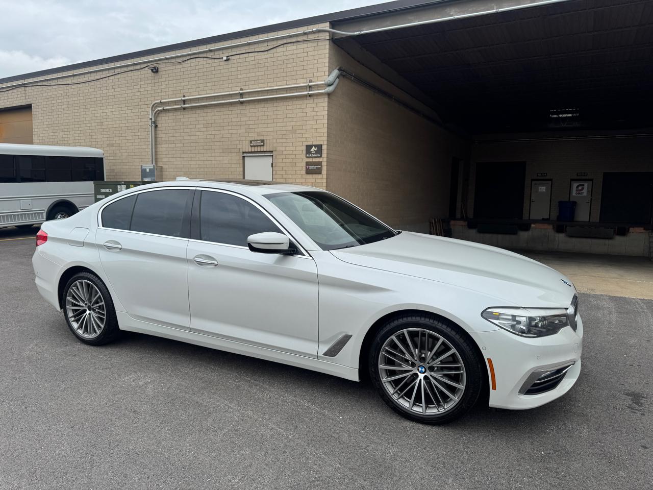 BMW 5 Series 530i Sedan 2017