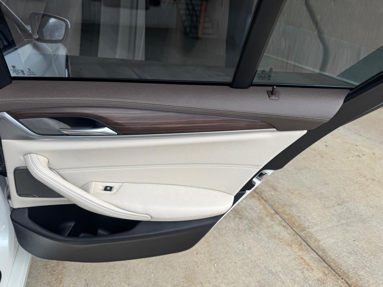 BMW 5 Series 530i Sedan 2017