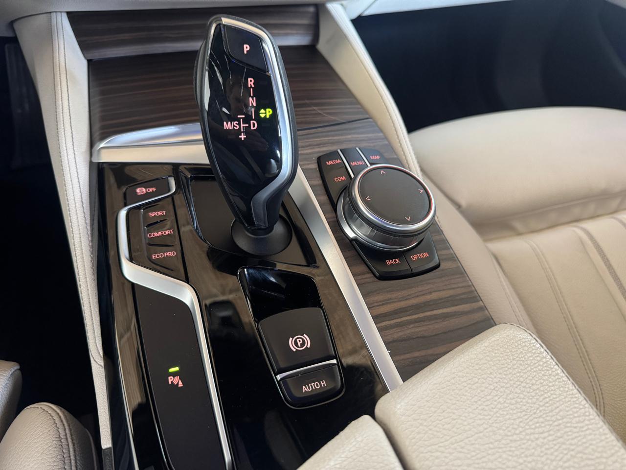 BMW 5 Series 530i Sedan 2017