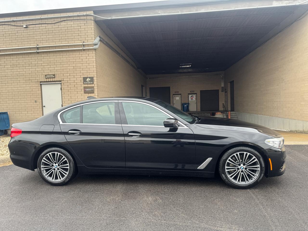 BMW 5 Series 530i Sedan 2017