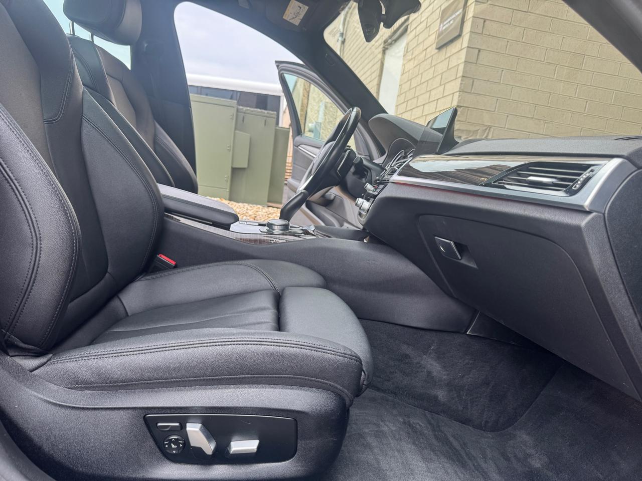 BMW 5 Series 530i Sedan 2017