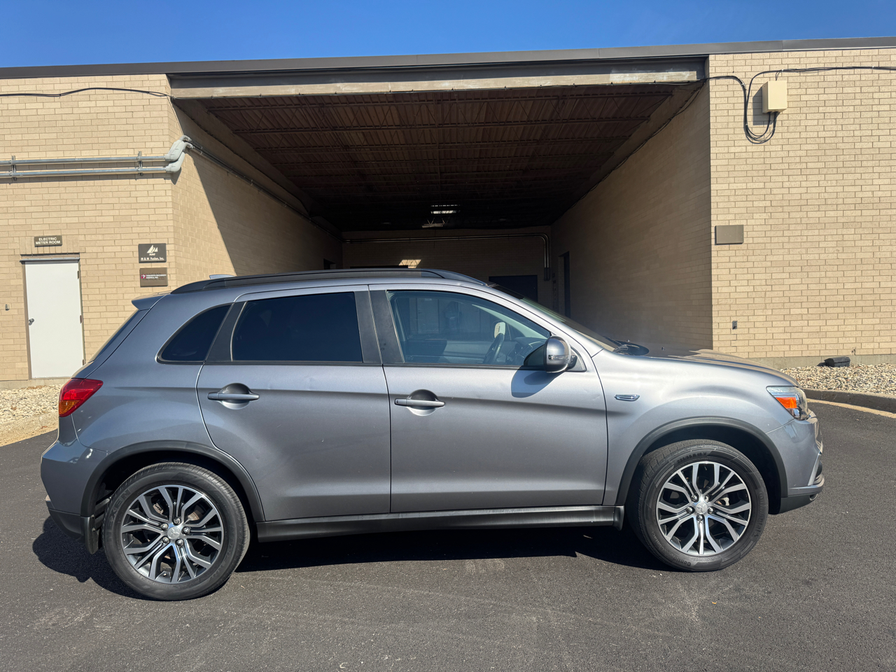 2019 Mitsubishi Outlander Sport GT photo 4