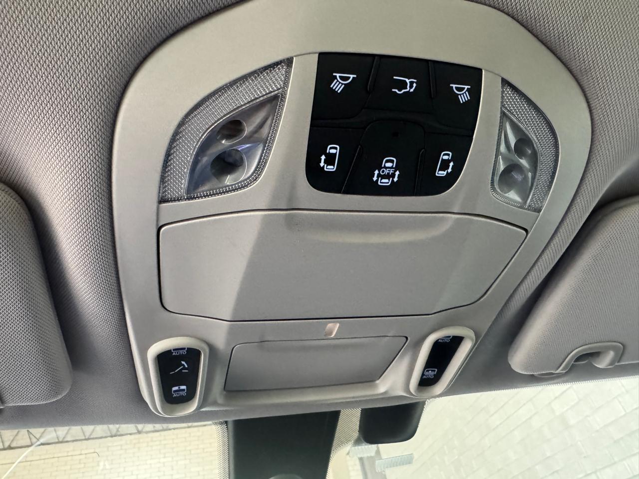 Chrysler Pacifica  2018