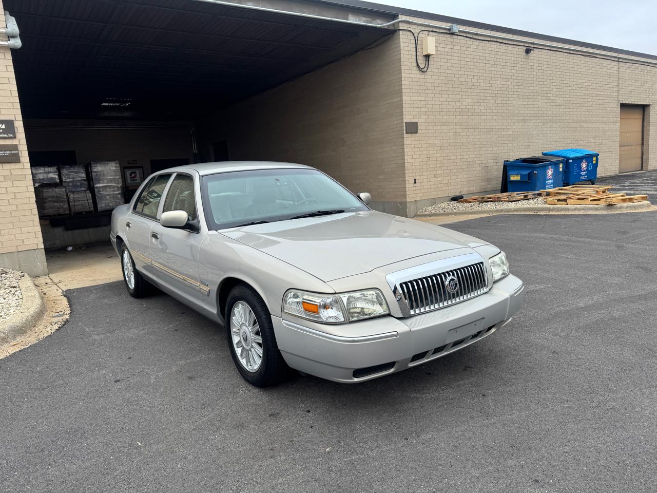 Mercury Grand Marquis LS 2010