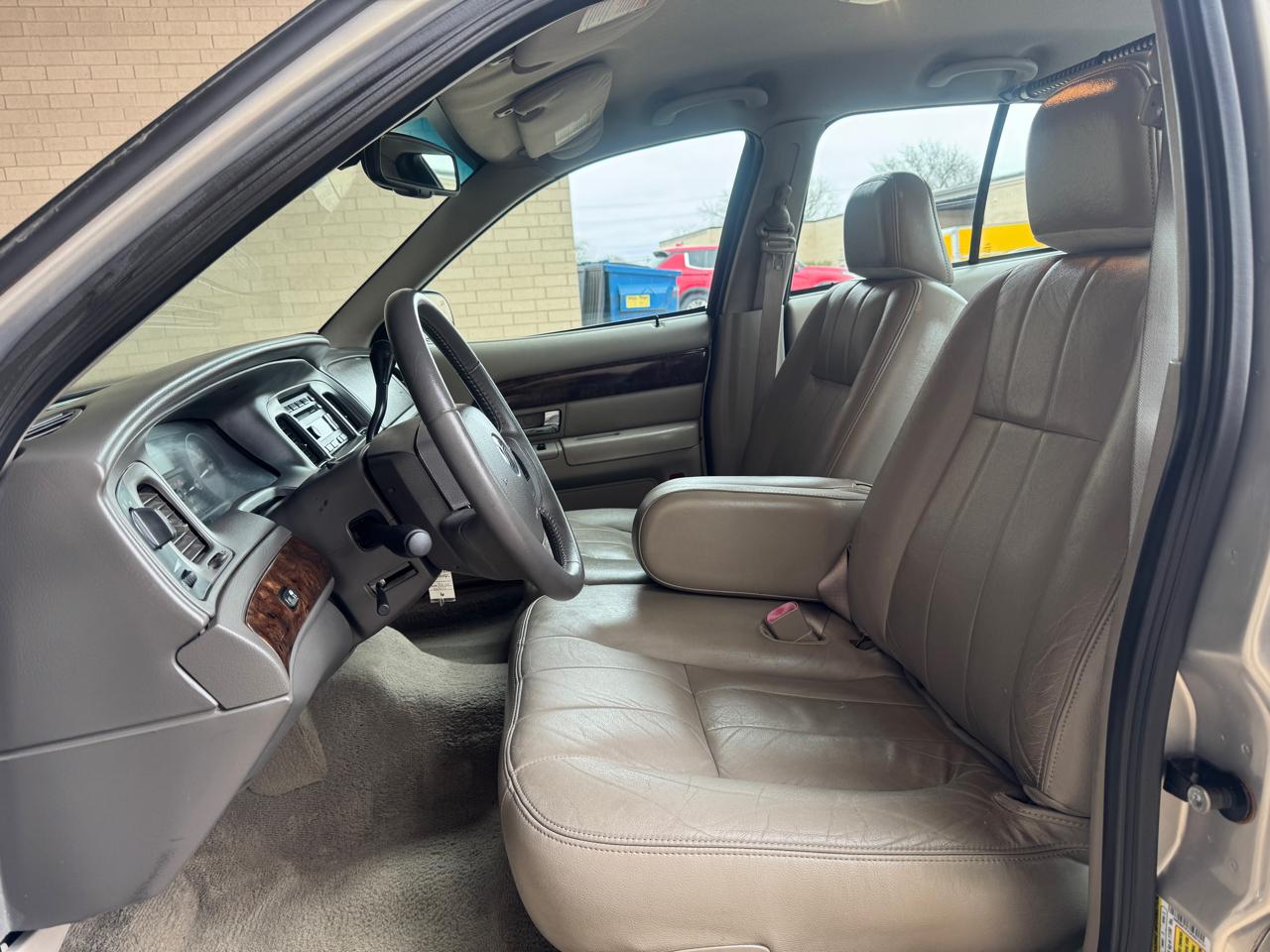 Mercury Grand Marquis LS 2010