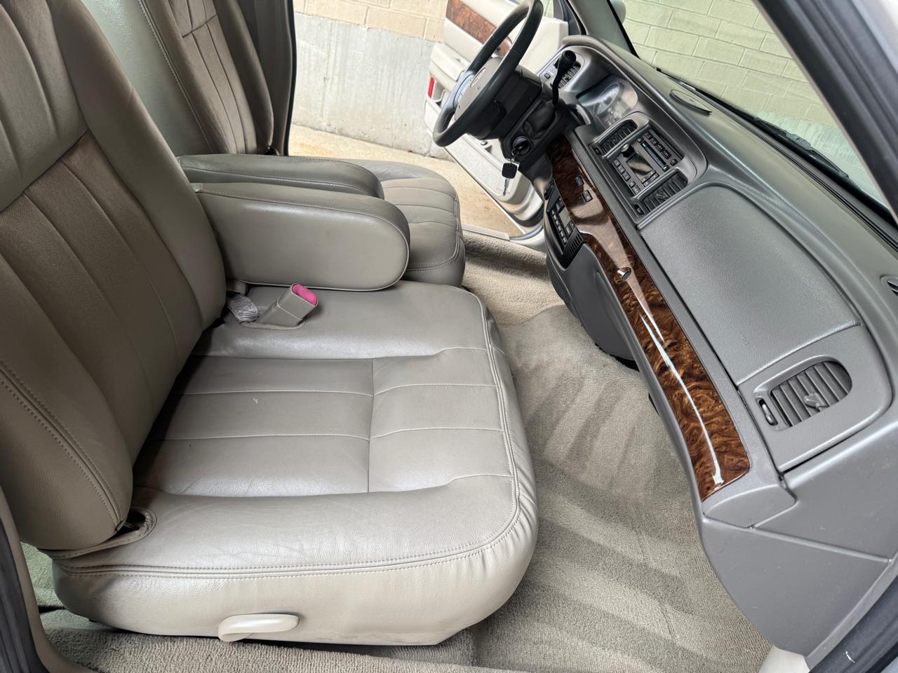 Mercury Grand Marquis LS 2010