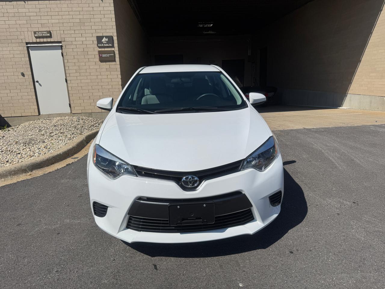 Toyota Corolla LE 2016