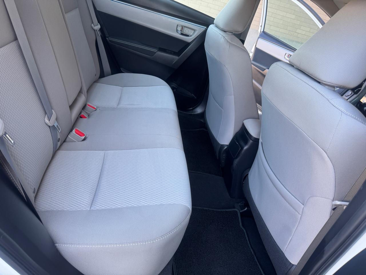 Toyota Corolla LE 2016