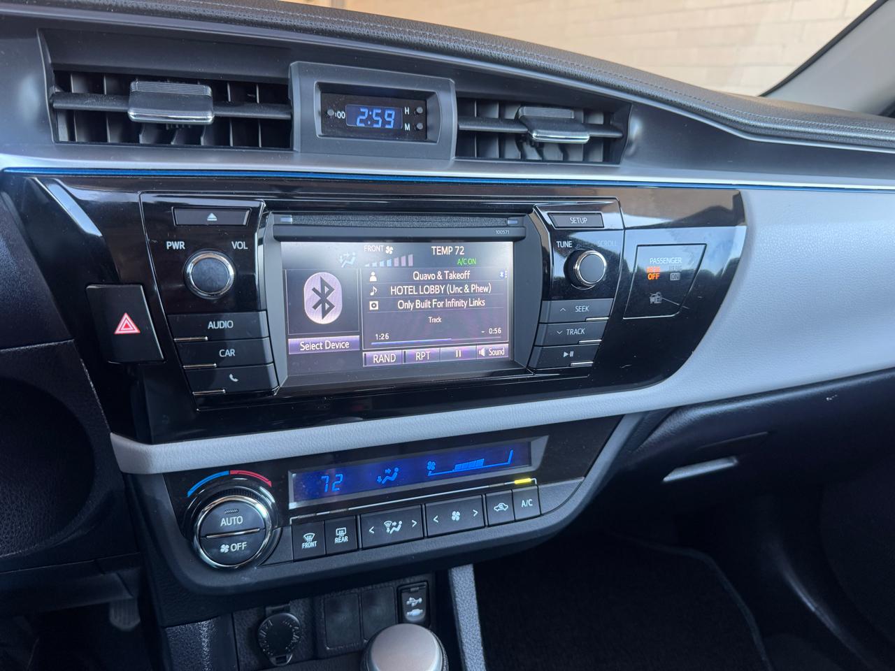 Toyota Corolla LE 2016