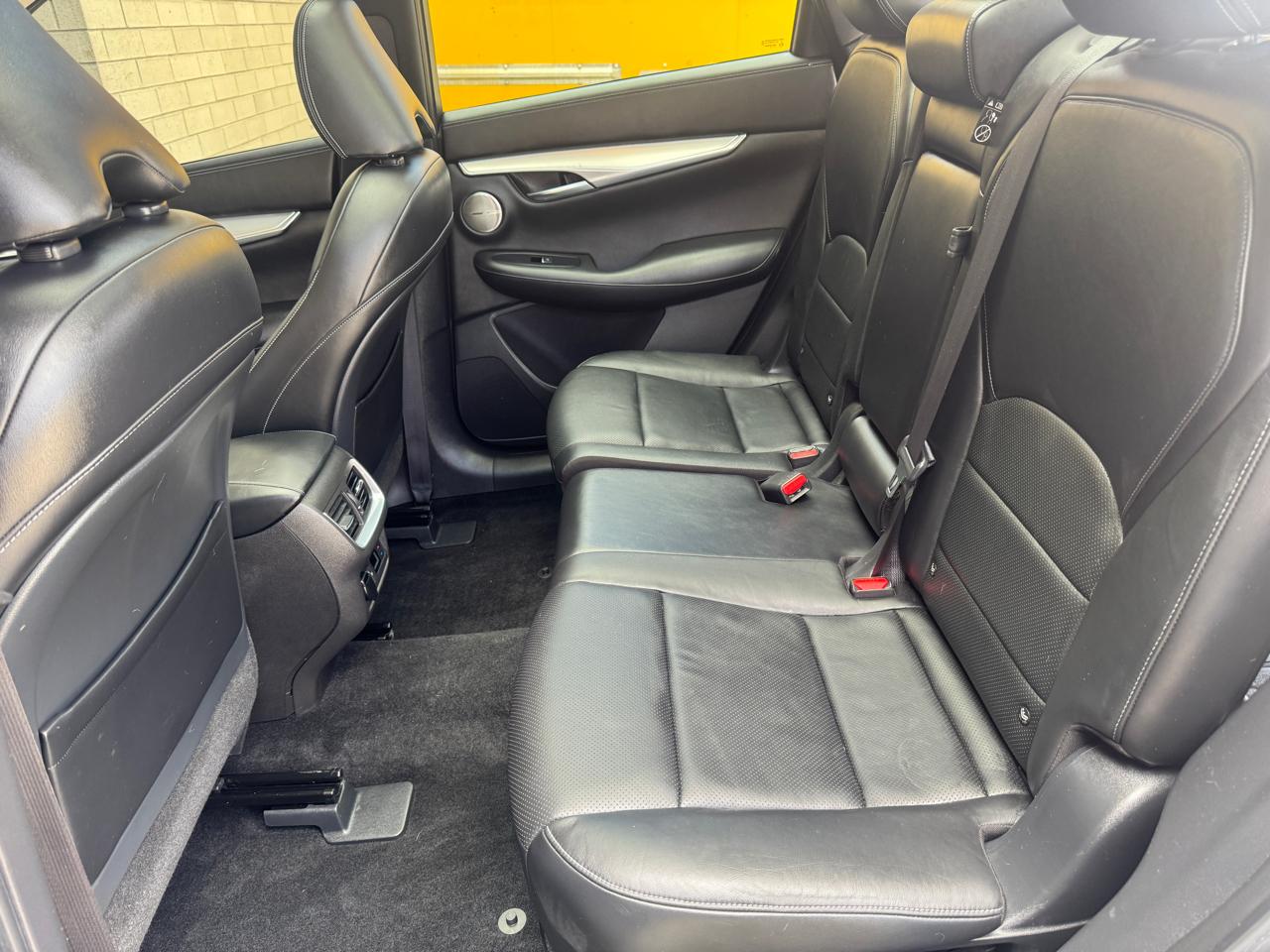 Infiniti QX50 ESSENTIAL 2019