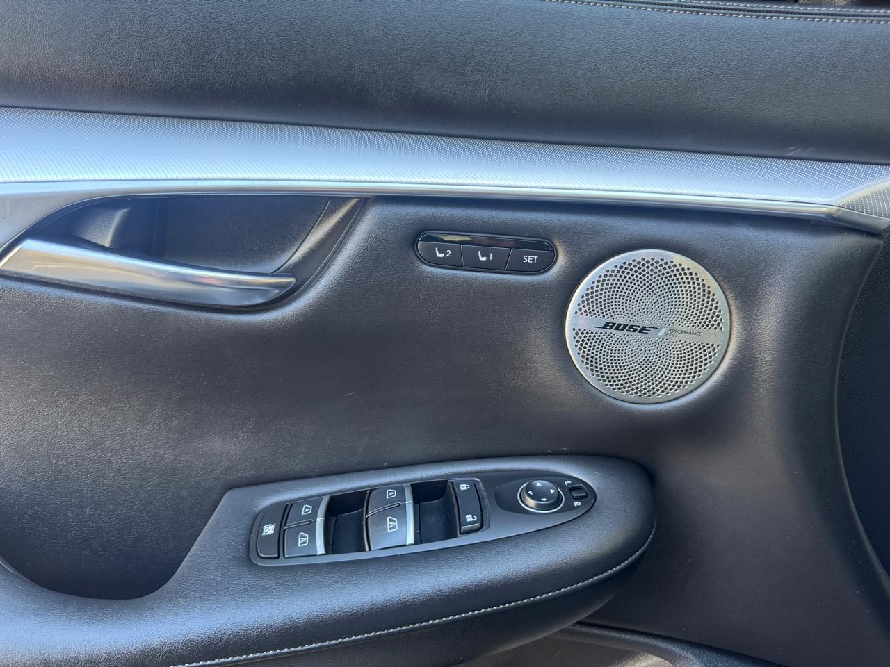 Infiniti QX50 ESSENTIAL 2019