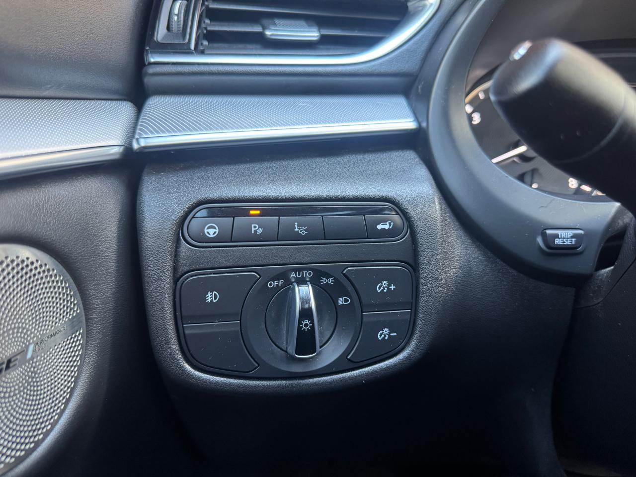 Infiniti QX50 ESSENTIAL 2019