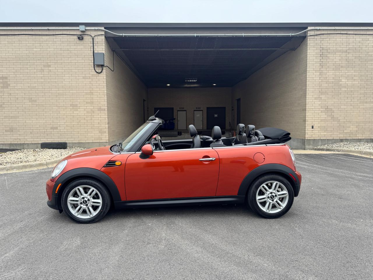 MINI Cooper Convertible 2dr 2015