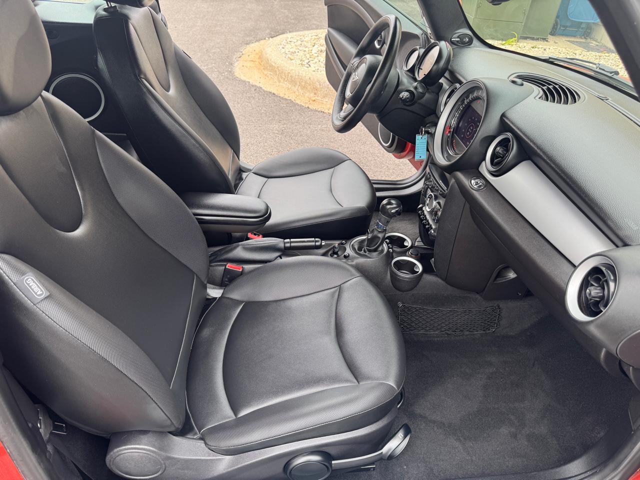 MINI Cooper Convertible 2dr 2015