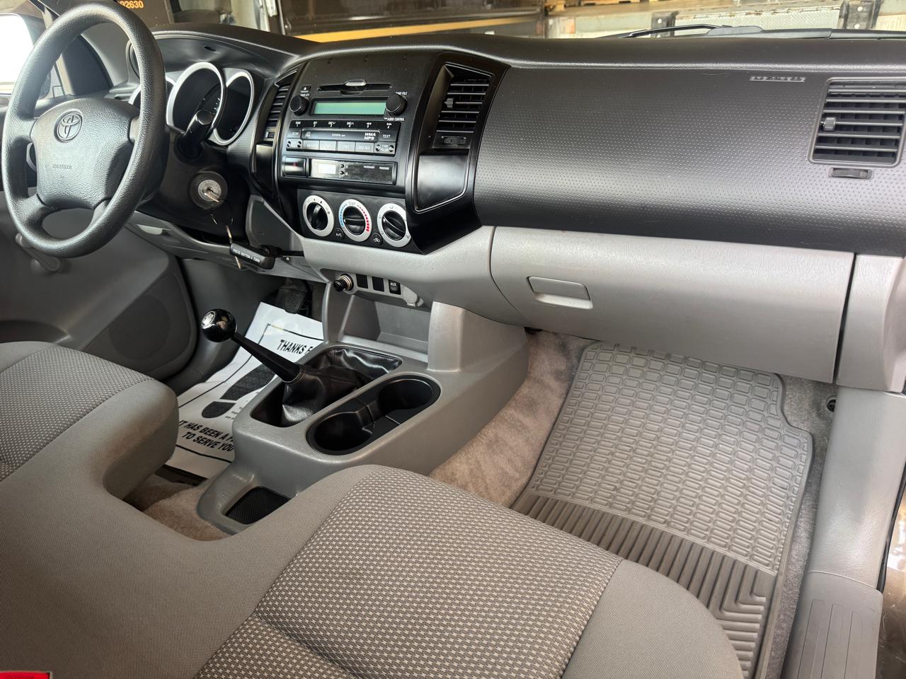 Toyota Tacoma  2010