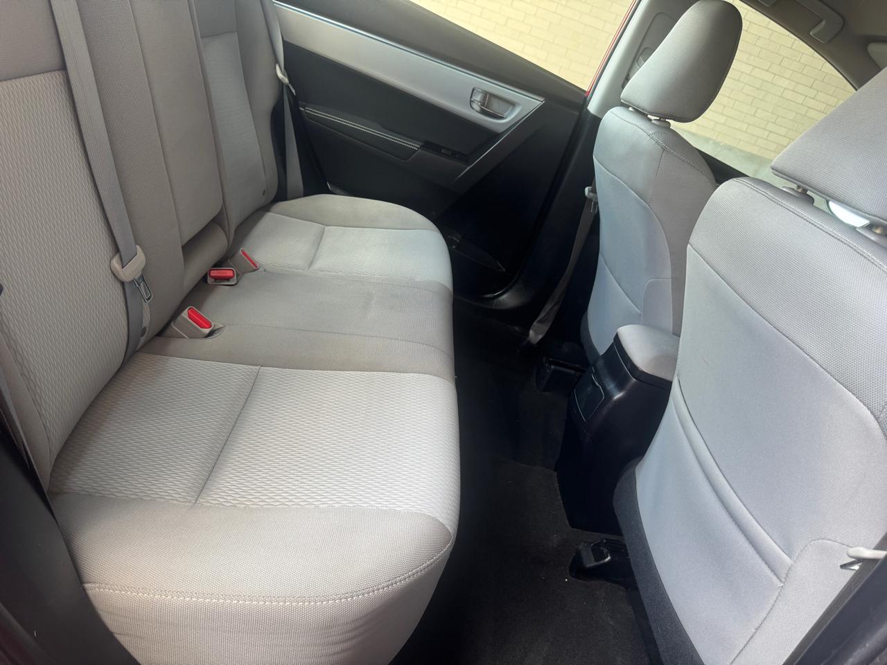 Toyota Corolla LE 2016