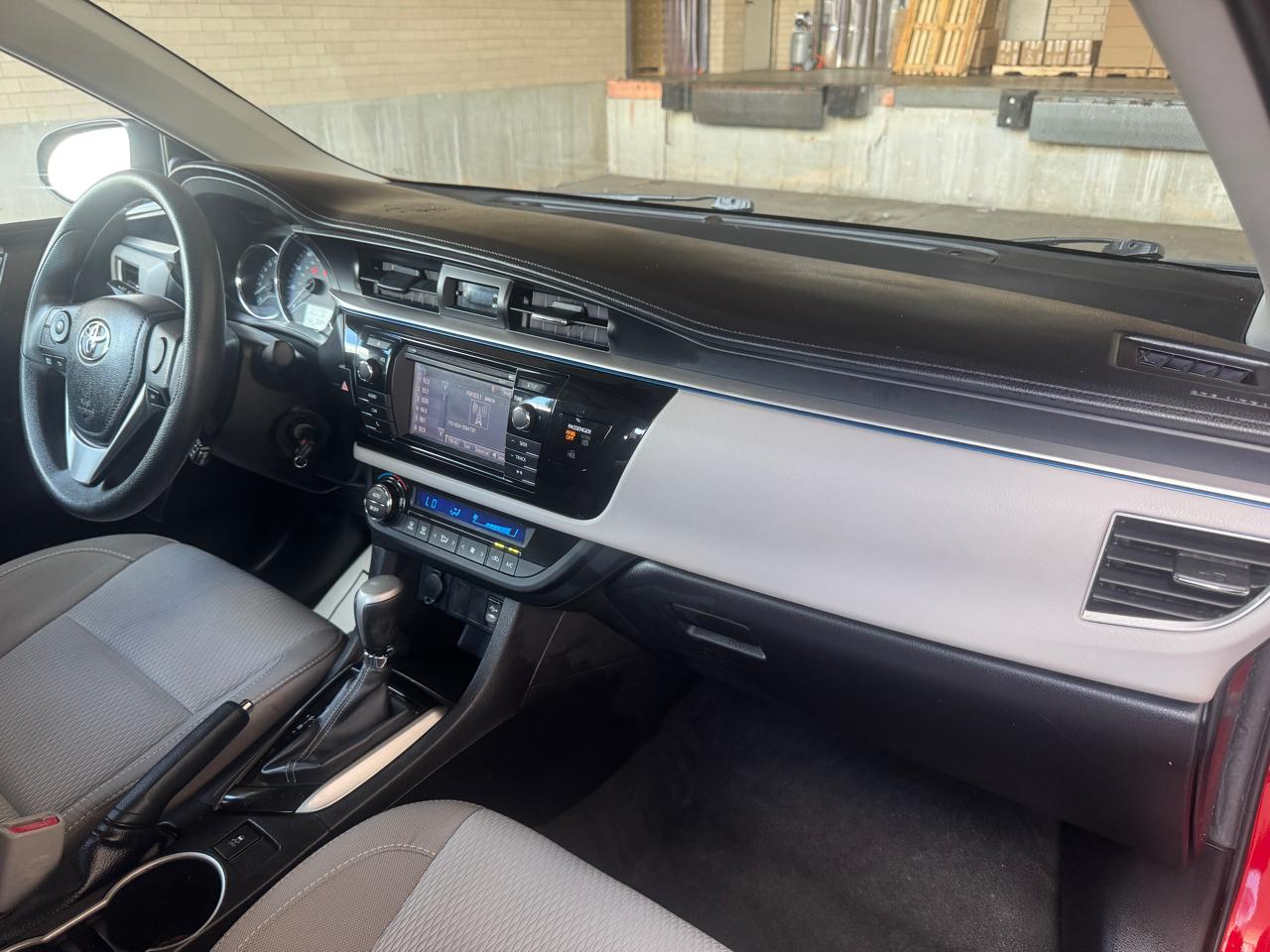 Toyota Corolla LE 2016