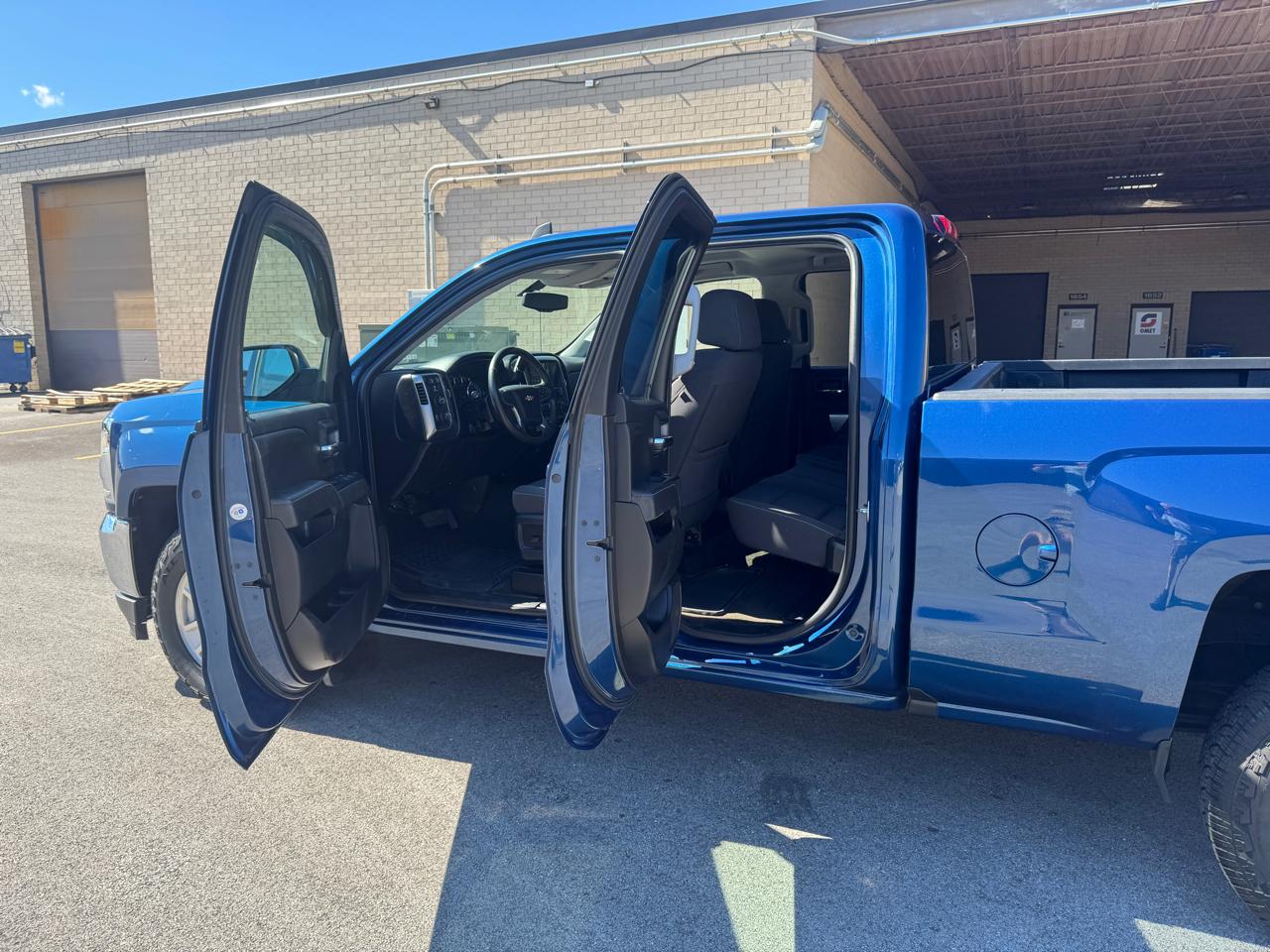 Chevrolet Silverado 1500 4WD Double Cab 143.5" LT w/1LT 2017