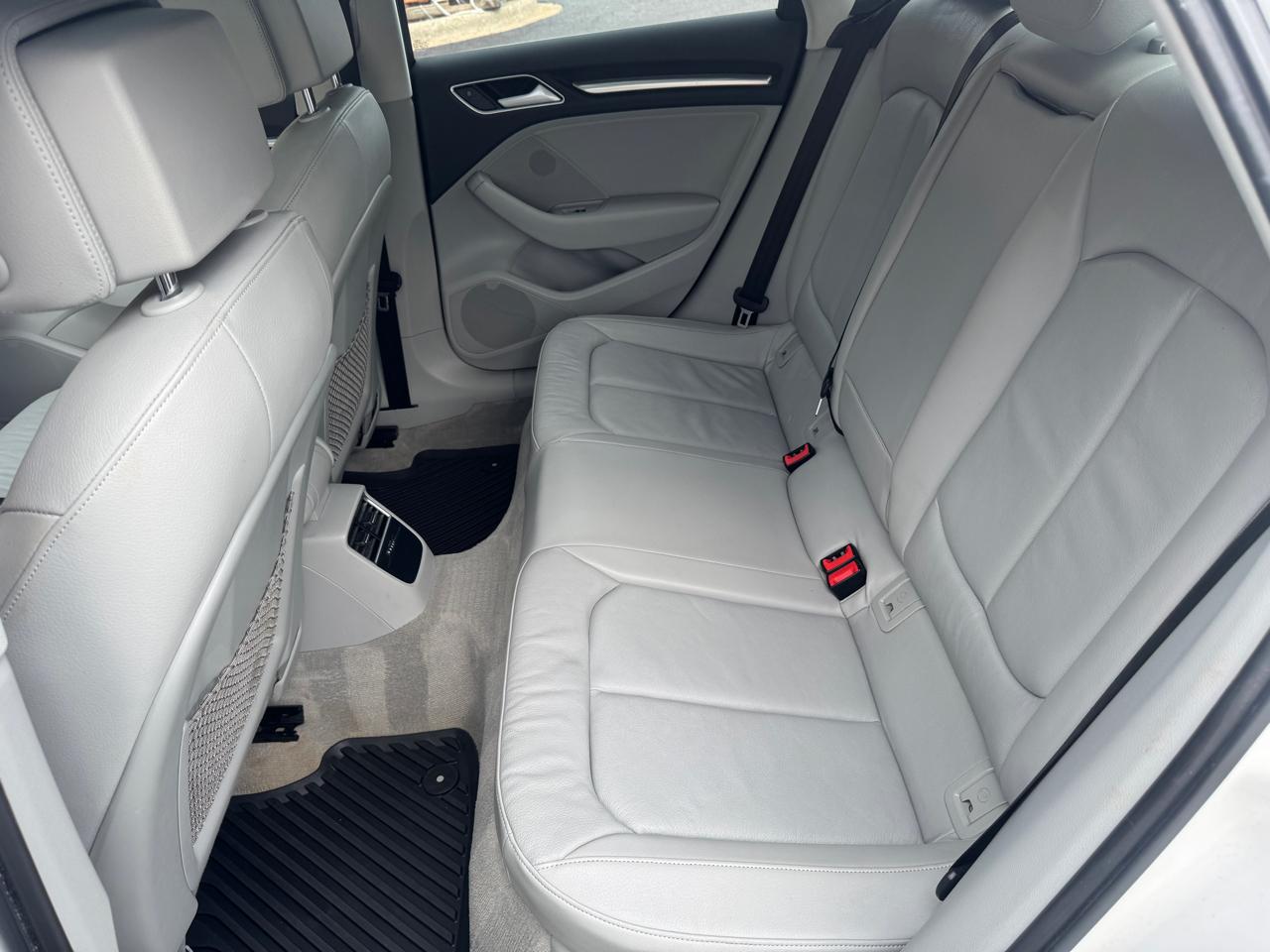 Audi A3  2016