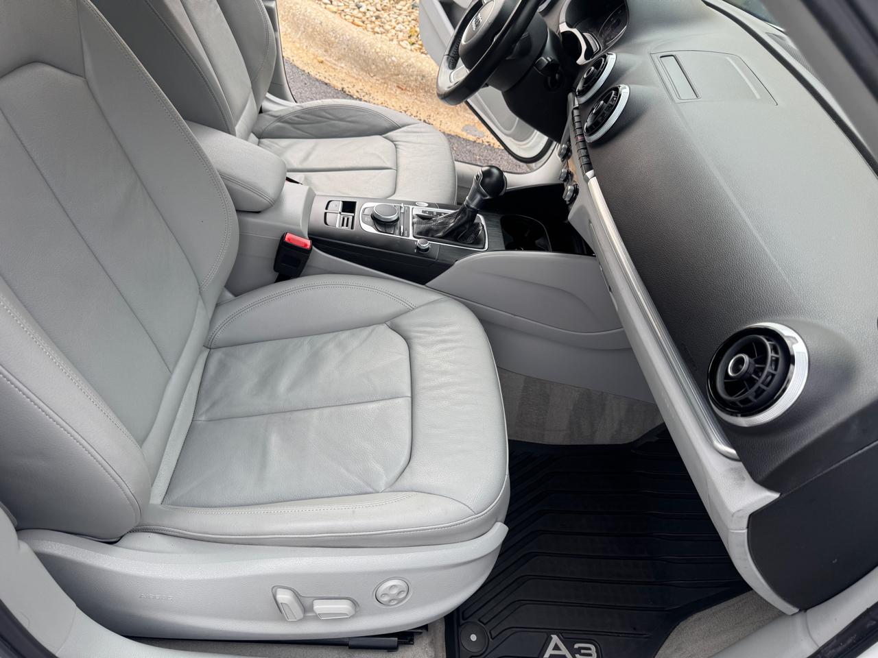 Audi A3  2016