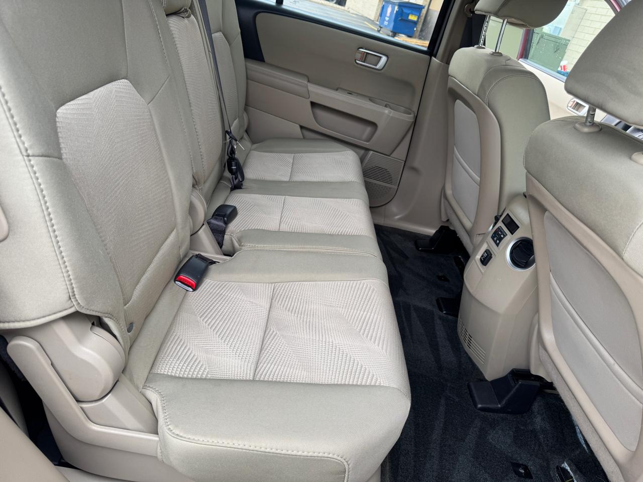 Honda Pilot 4WD 4dr LX 2013