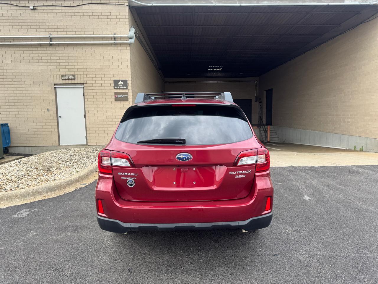 Subaru Outback 4dr Wgn 3.6R Limited 2016
