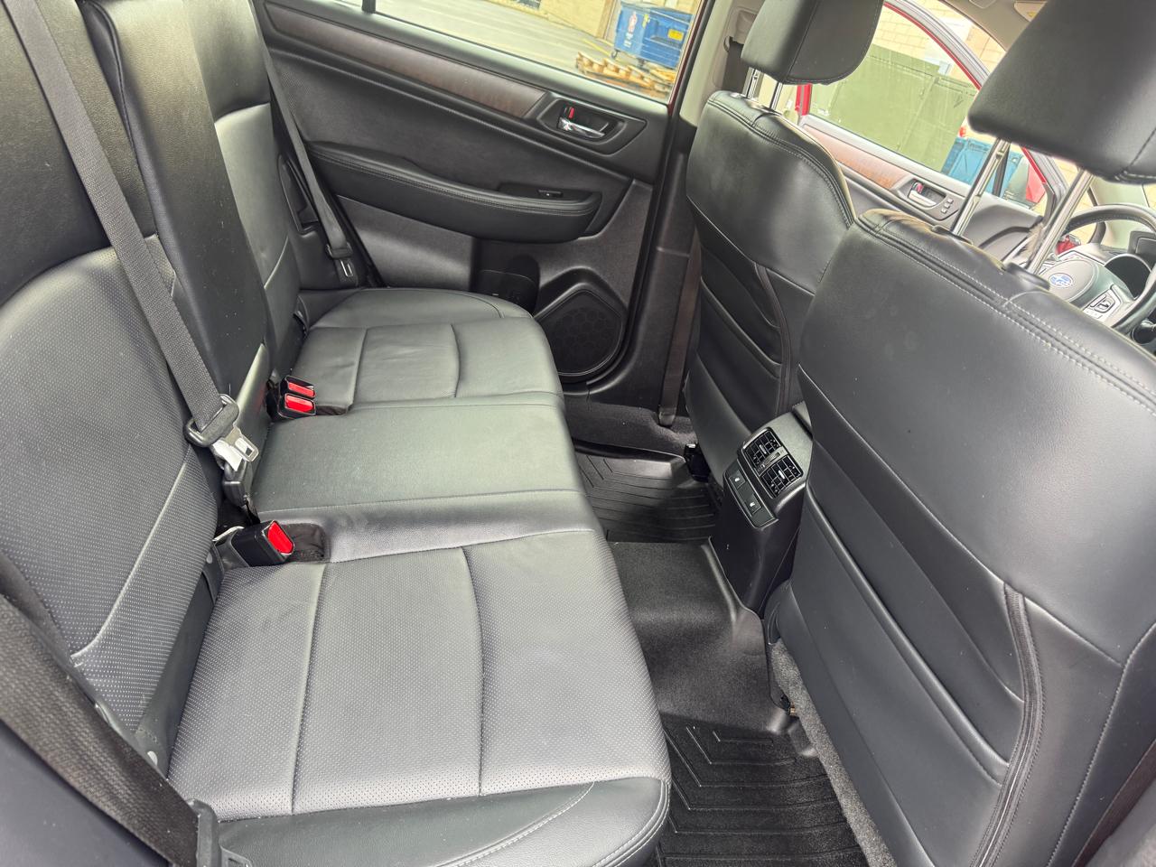 Subaru Outback 4dr Wgn 3.6R Limited 2016