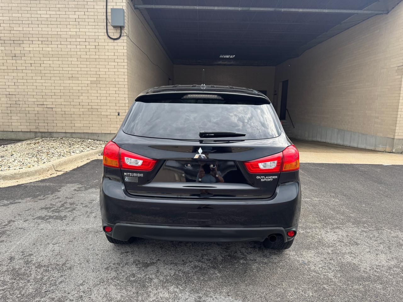 Mitsubishi Outlander Sport  2015