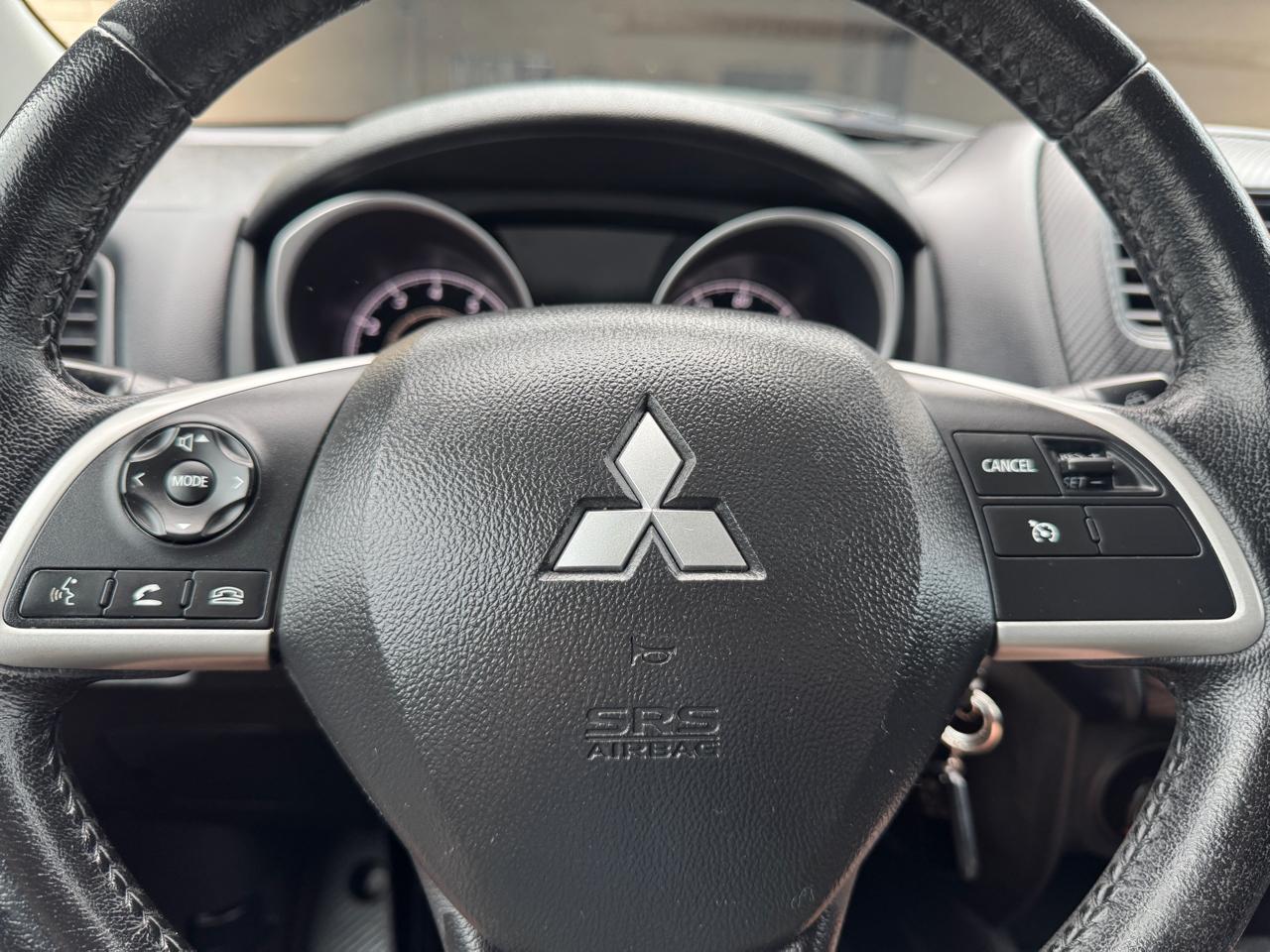 Mitsubishi Outlander Sport  2015