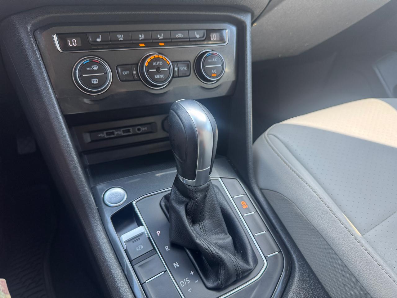 Volkswagen Tiguan  2018